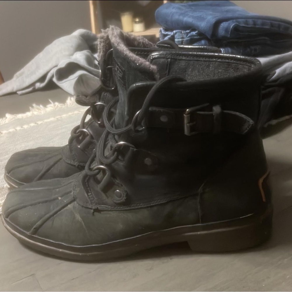 Women's UGG boots